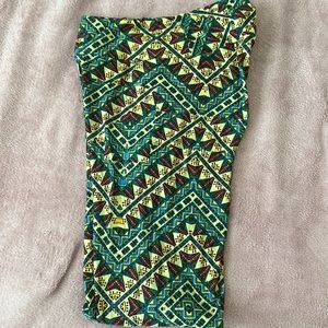 One Size geometric shape leggings by LuLaRoe